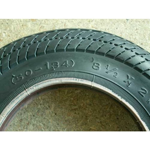 Pneumatiques Pour Cycles 8 1/2x2 - 50-134 Kenda Noir - Diamètre Intérieur 134 Mm - ETRTO 50-134 - Image 3
