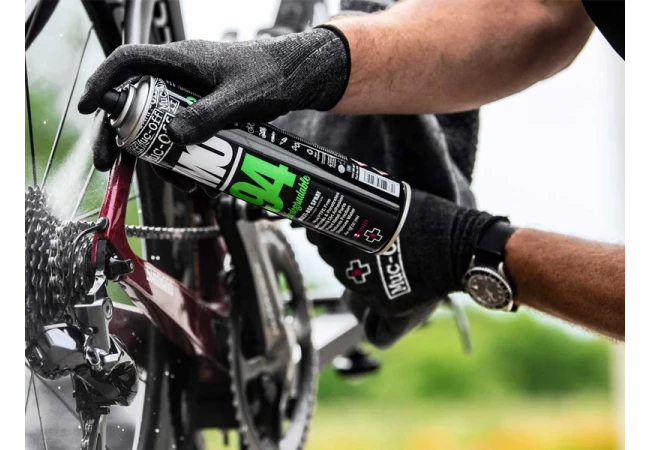 Dégrippant MUC-OFF Lubrifiant Spray Protecteur MO94 - 400 Ml - Image 4